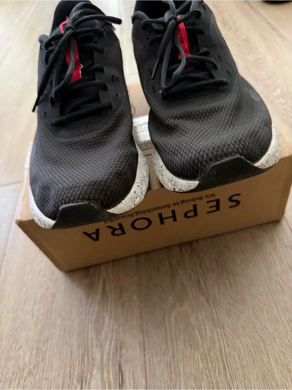 Nike Men’s Revolution size 9.5 men’s size